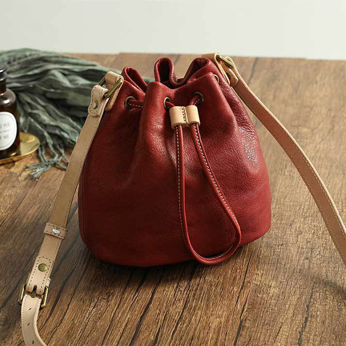 Deepkee leather bucket tassel bag 21030