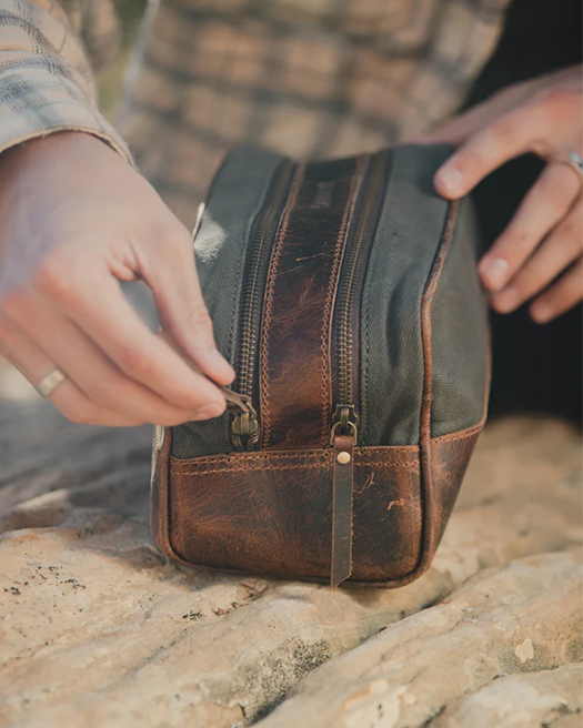 Canvas Dopp Kit