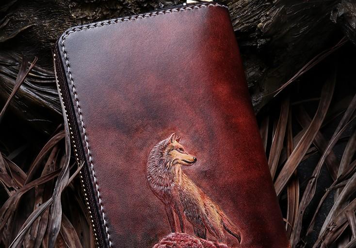 Handmade Leather Mens Clutch Wallet Cool Wolf Tooled Wallet Long Zipper Wallets for Men