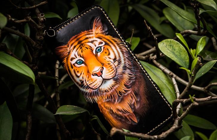 Handmade Leather Men Tooled Tiger Cool Leather Wallet Long Phone Clutch Wallets for Men