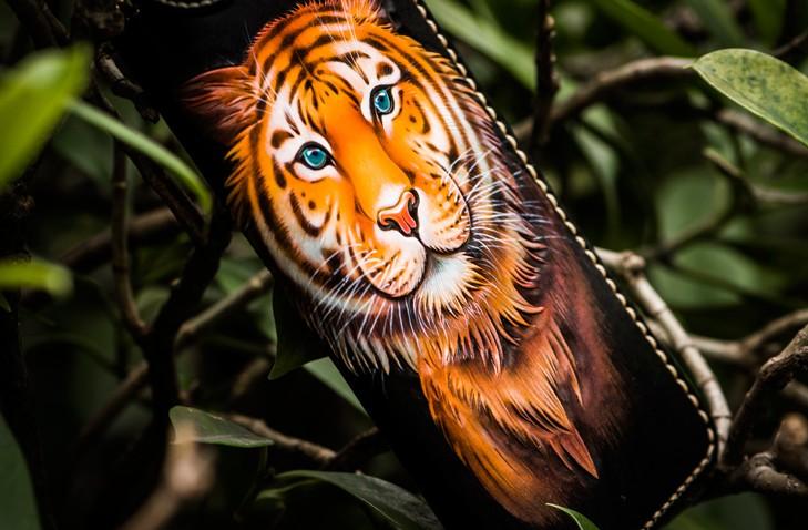 Handmade Leather Men Tooled Tiger Cool Leather Wallet Long Phone Clutch Wallets for Men