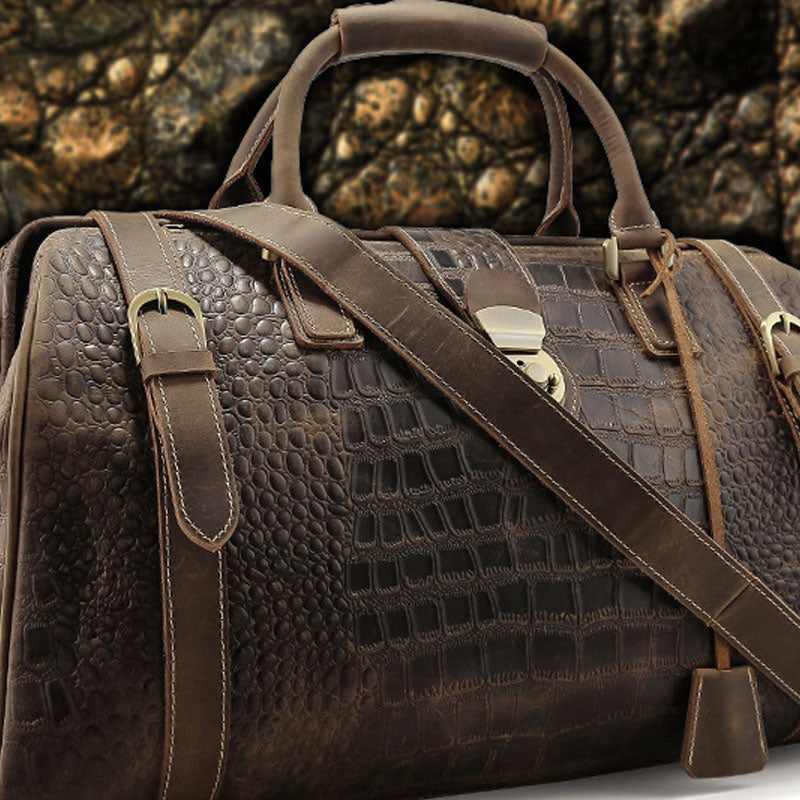 Cool Dark Brown Leather Men Alligator Pattern Doctor Bag Travel Bags Weekender Bags For Men