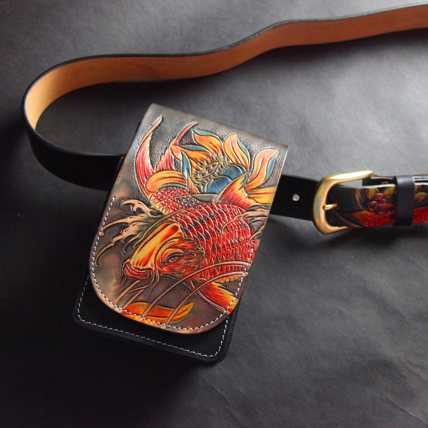 Handmade Tooled Leather Carp Mens Belt Pouch Waist Bag Belt Phone Bag Mobile Bag For Men