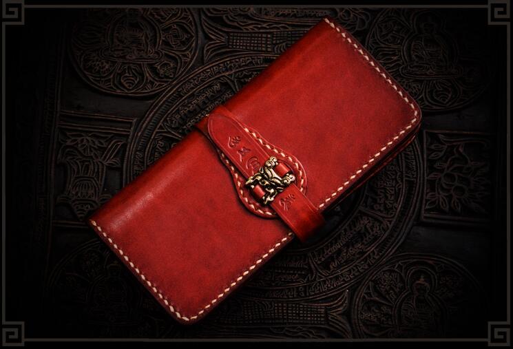 Handmade Leather Men Tooled Chinese Lion Cool Leather Wallet Long Phone Wallets for Men