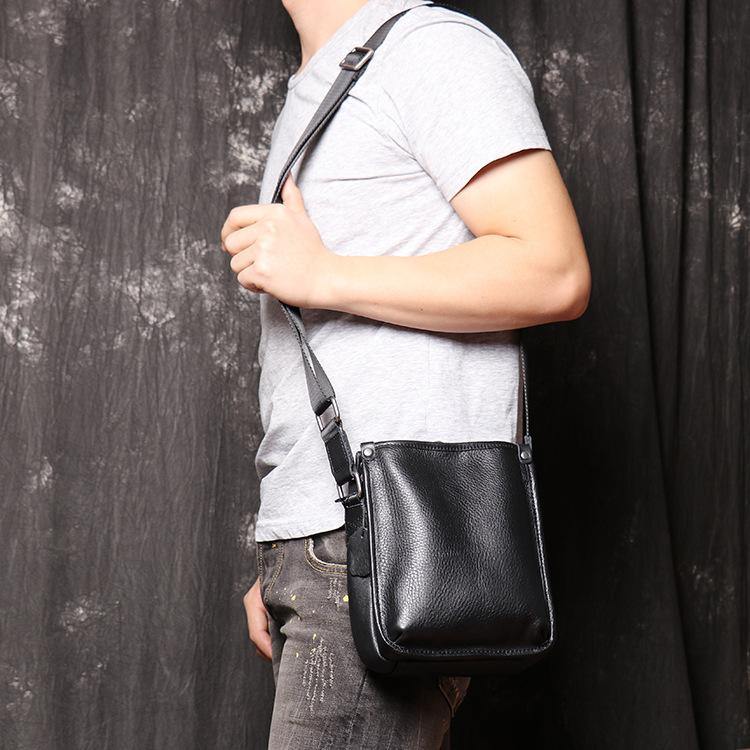 Black Vertical Messenger Bag Leather Ipad Vertical Side Bags Courier Bag For Men