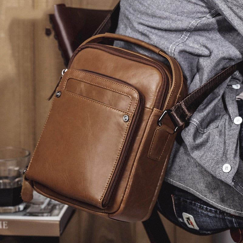 Mens Vertical Messenger Bags Black Leather Ipad Vertical Side Bags Courier Bag For Men