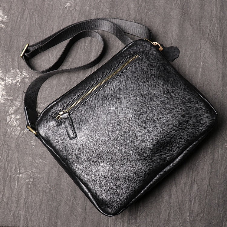 Small Black Leather Mens Chunky Ipad Courier Bag Side Bag Casual Messenger Bag For Men