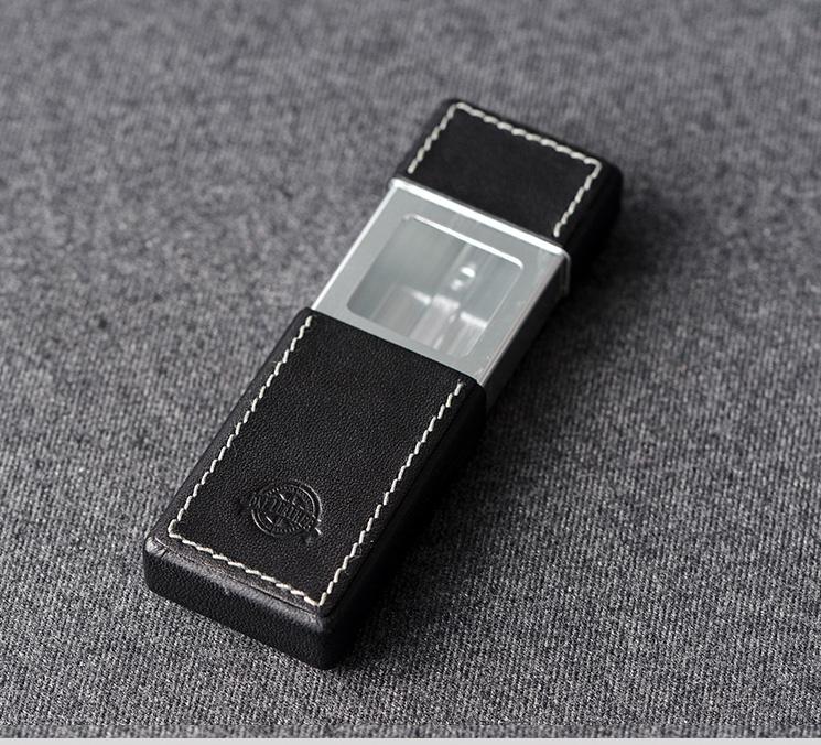 Cool Mens Leather Portable Ashtray Travel Ashtray Pocket Ashtray Lighter for Men